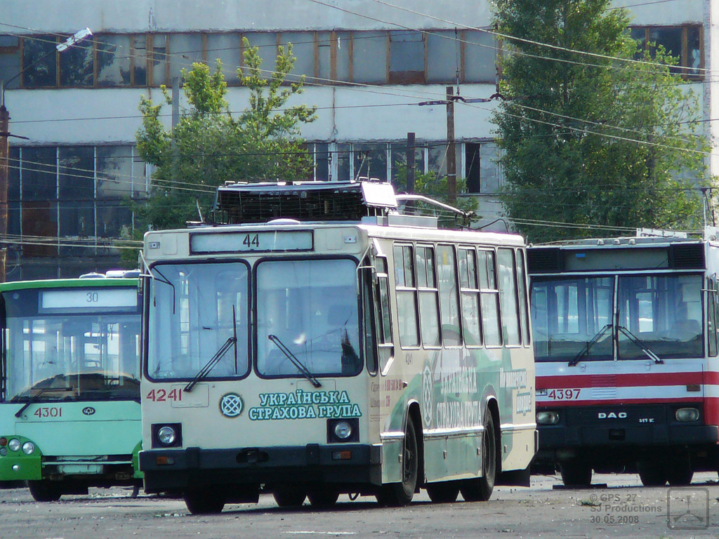 Kyiv, YMZ T2 № 4241