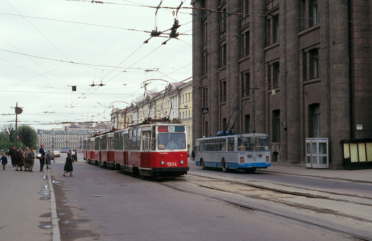 Sankt-Peterburg, LM-68M № 1514; Sankt-Peterburg, ZiU-682B № 2479