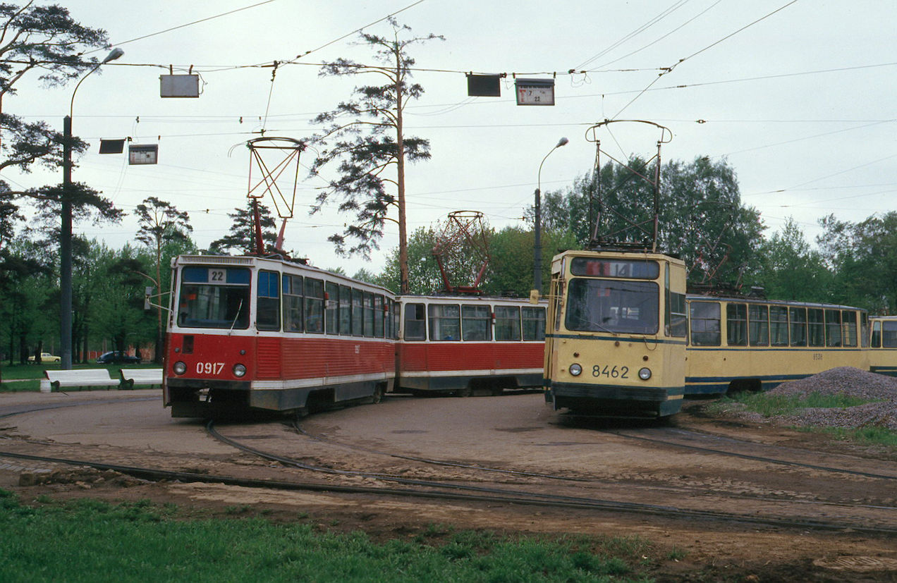 Sanktpēterburga, 71-605 (KTM-5M3) № 0917; Sanktpēterburga, LM-68M № 8462