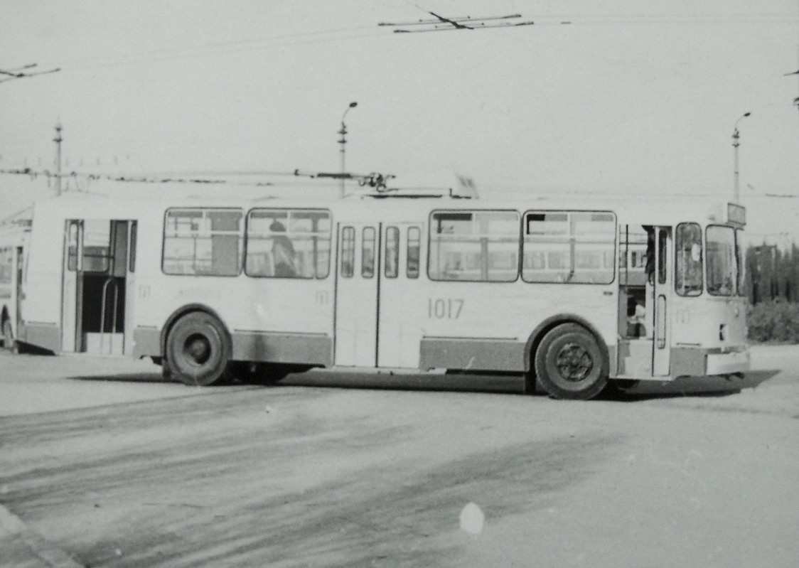 Севастополь, ЗиУ-682В № 1017; Севастополь — Исторические фотографии троллейбусов