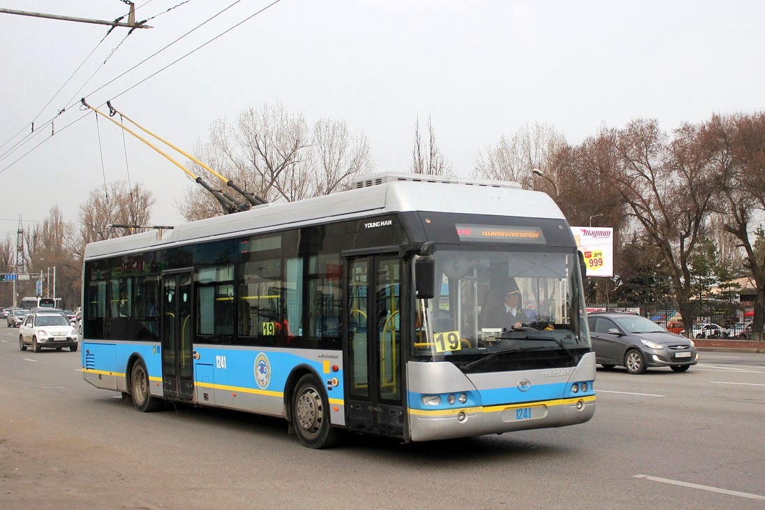 Almaty, YoungMan JNP6120GDZ (Neoplan Kazakhstan) nr. 1241