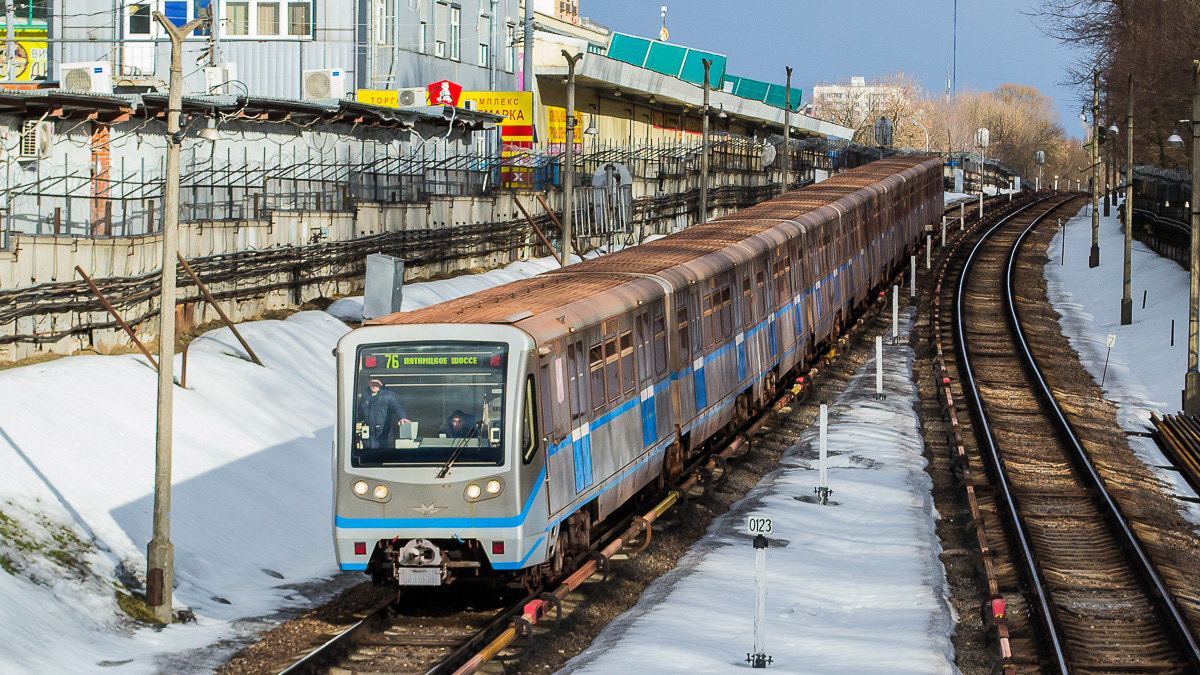 Moskau, 81-740.1 “Rusich” Nr. 0105