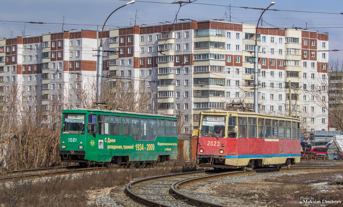 Novosibirskas, 71-605 (KTM-5M3) nr. 2021; Novosibirskas, 71-605A nr. 2023