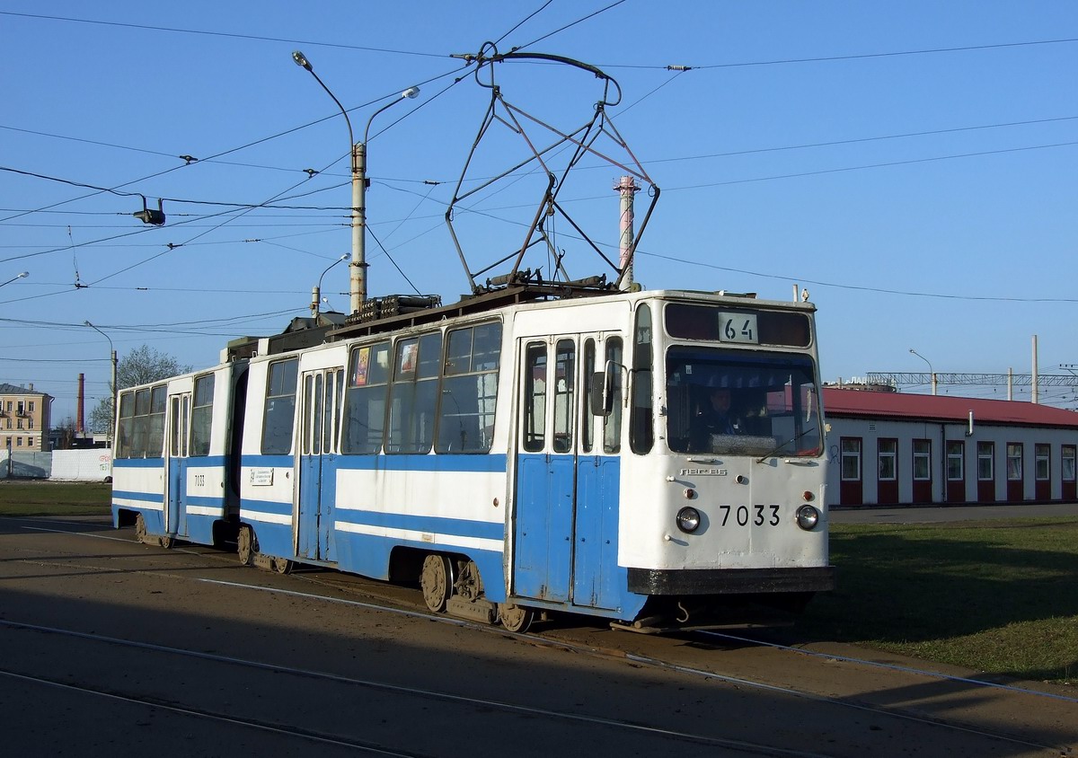 Saint-Petersburg, LVS-86K № 7033