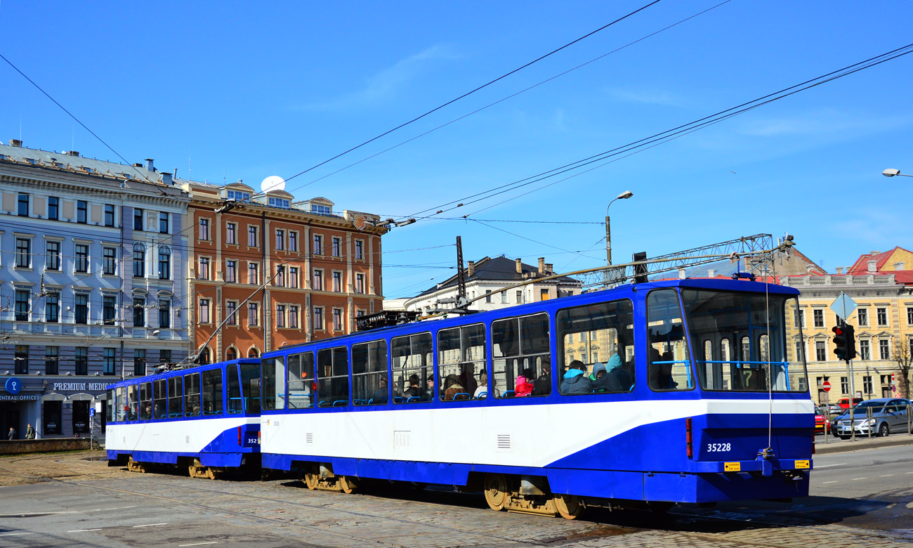 Riga, Tatra Т3MR (T6B5-R) N°. 35228