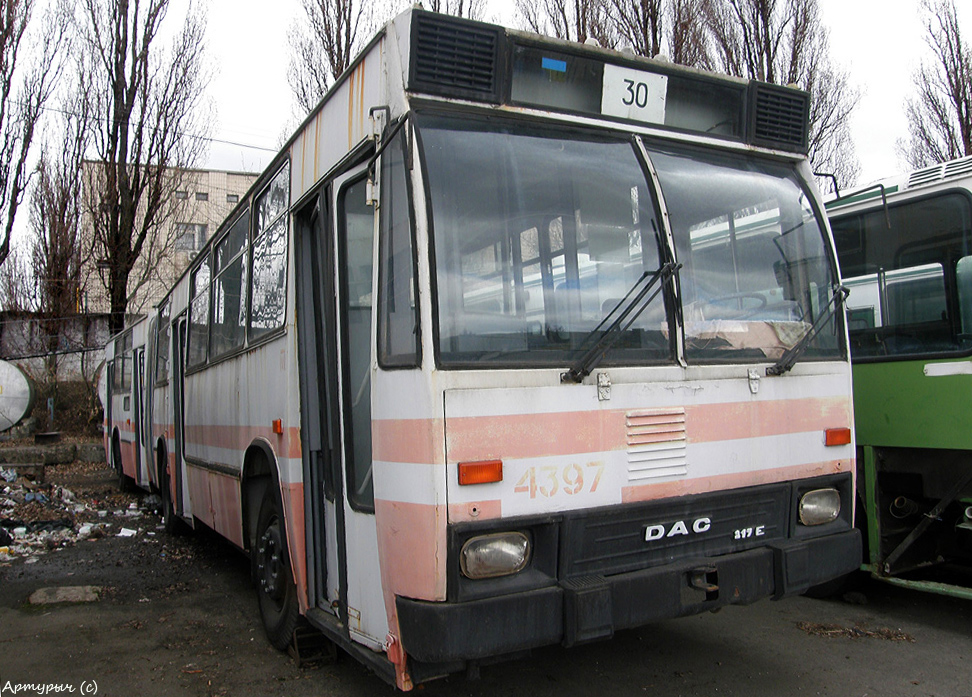 Киев, DAC-217E № 4397