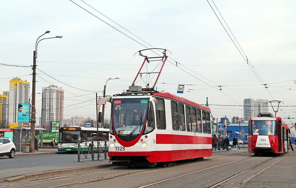 Sankt Petersburg, 71-134A (LM-99AVN) Nr. 1329
