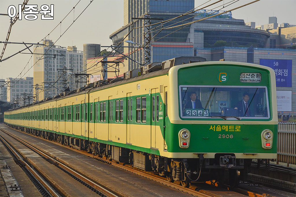 Сеульский регион, Seoul 2000 Series CC № 208; Сеульский регион — Метрополитен — Сеул — Линия 2 (서울 — 2호선)