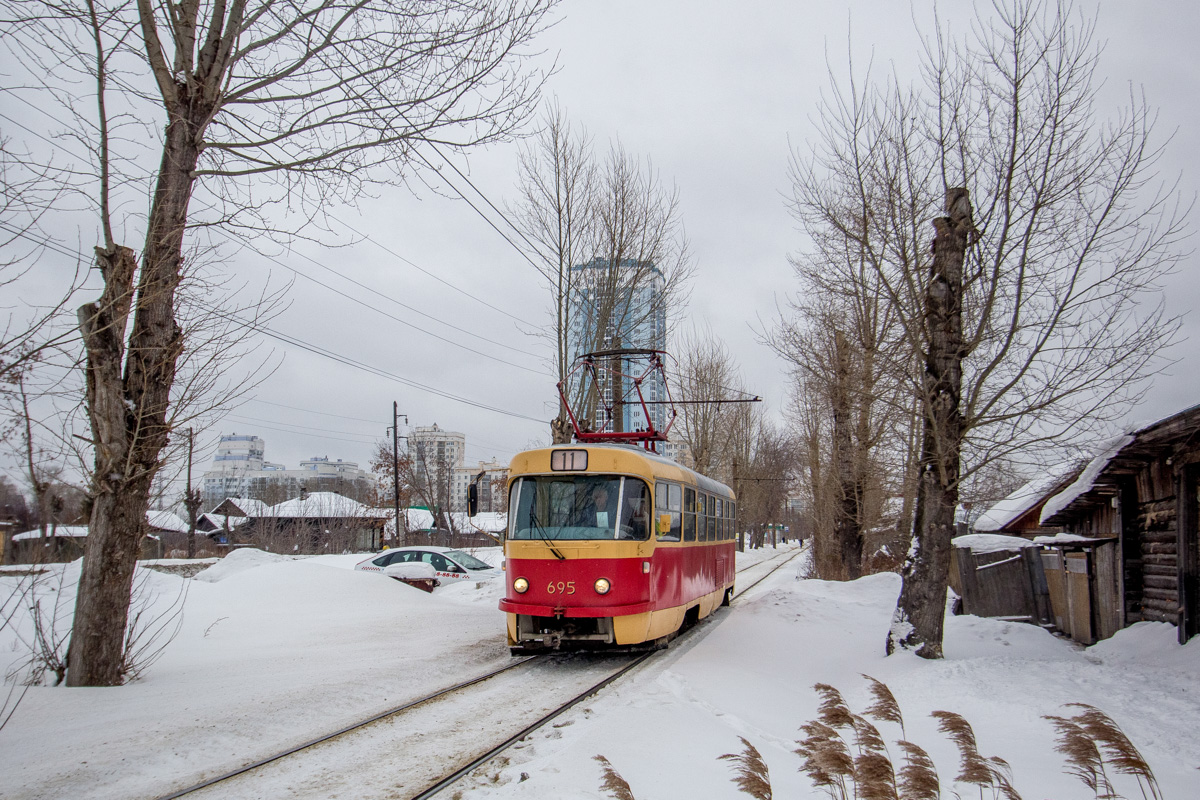 Yekaterinburg, Tatra T3SU Nr 695