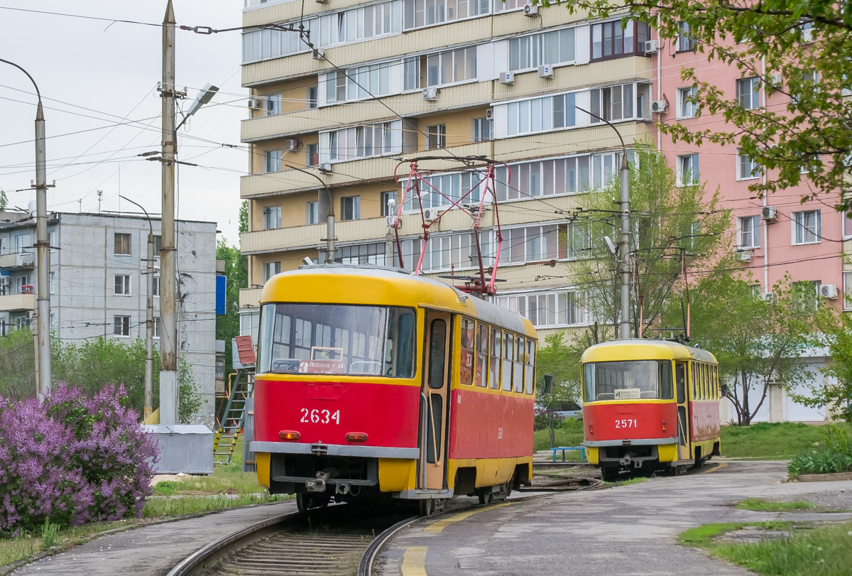 Волгоград, Tatra T3SU (двухдверная) № 2634; Волгоград, Tatra T3SU (двухдверная) № 2571