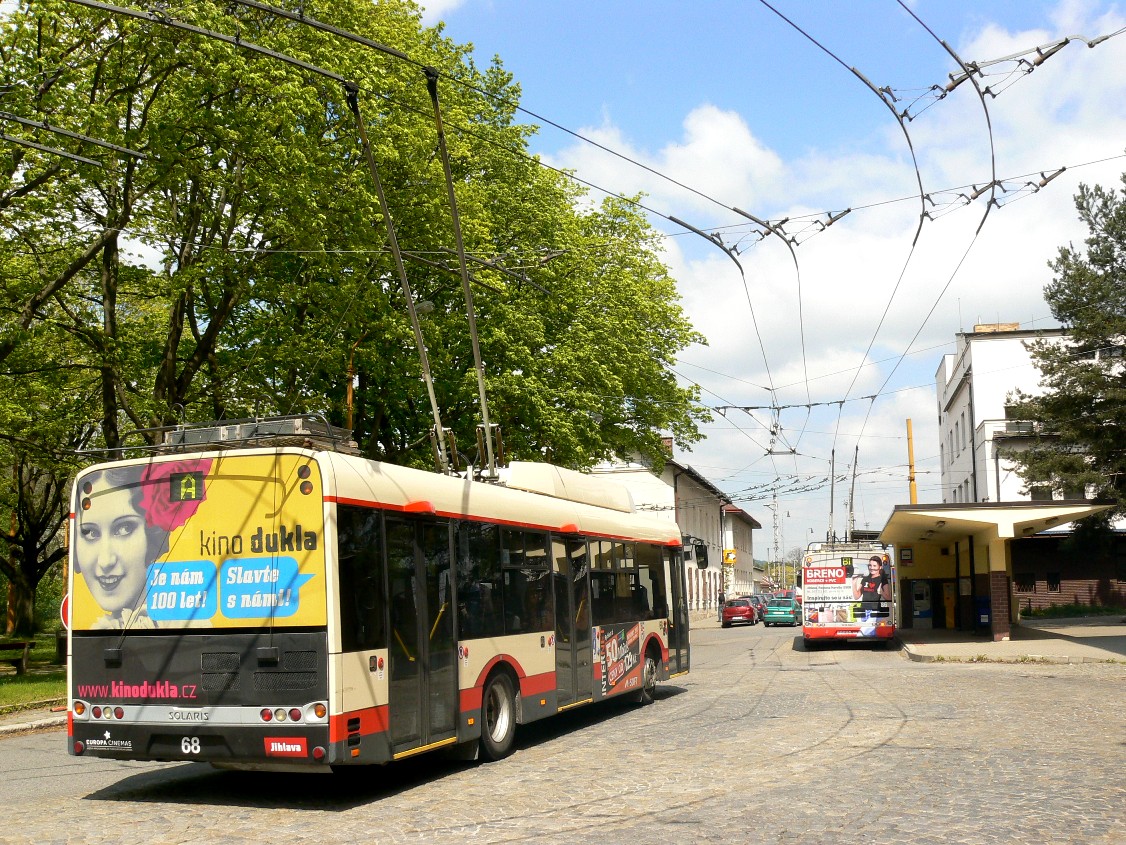 Jihlava, Škoda 26Tr Solaris III č. 68; Jihlava, Škoda 26Tr Solaris III č. 86