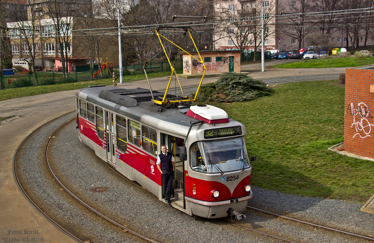 Прага, Tatra T3R.PLF № 8254; Прага — Работники электротранспорта