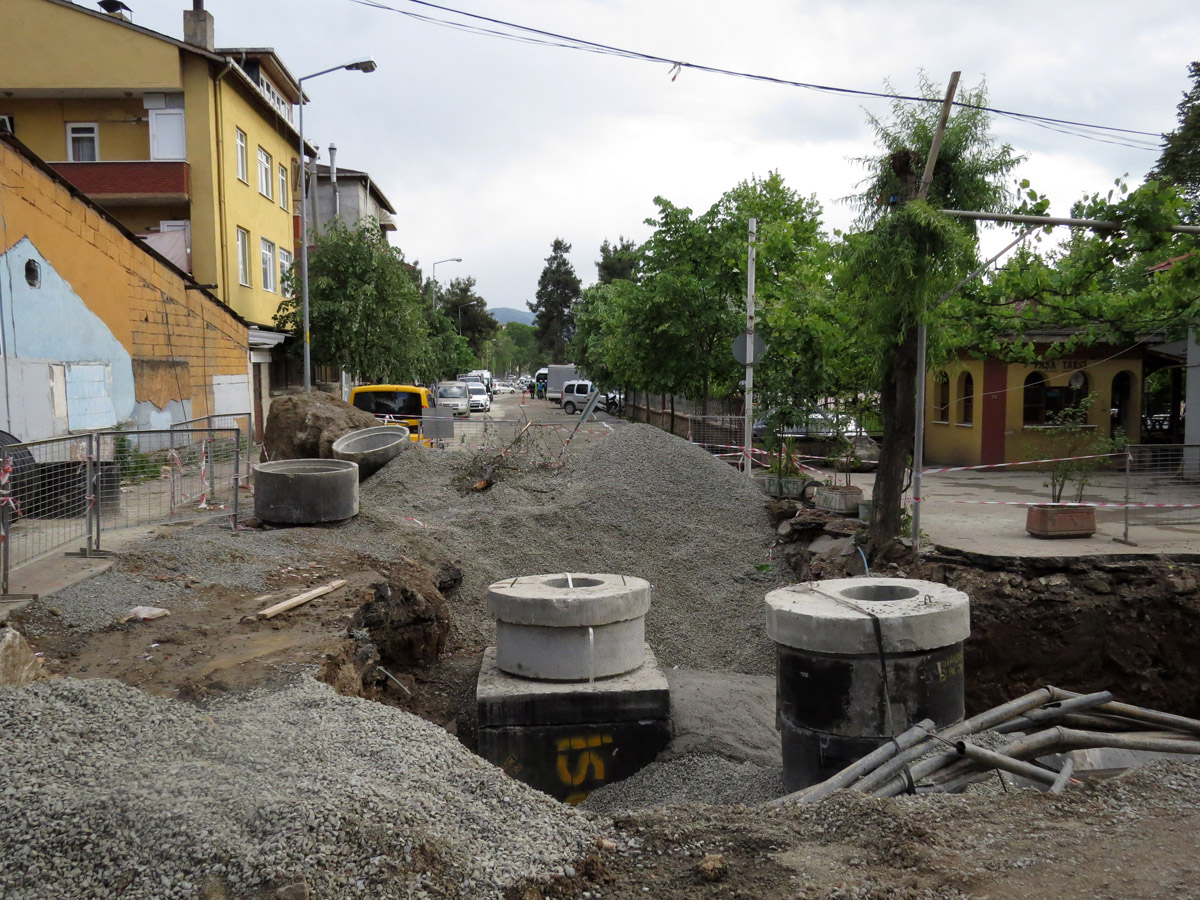 伊兹密特 — Tramway Construction