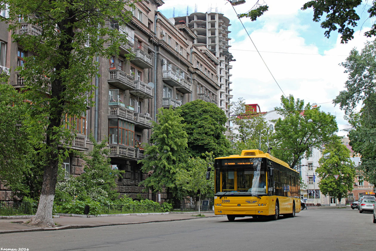 Киев, Богдан Т70110 № 3390; Киев — Движение по служебному кольцу Леонтовича — Б. Хмельницкого — Пирогова