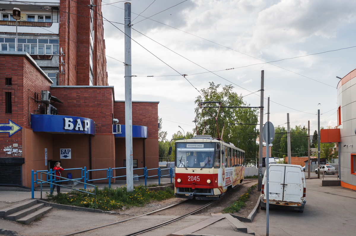 Ijevsk, Tatra T6B5-RA N°. 2045