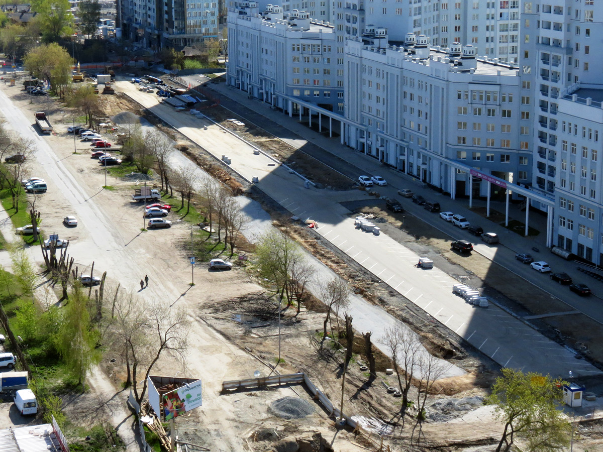 Jekaterinburgas — The construction of a tram line along street Tatishcheva