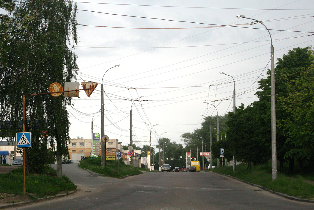 Čerņihiva — Construction of trolleybus lines on the Kozatska street