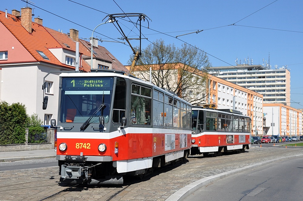 Praha, Tatra T6A5 č. 8742