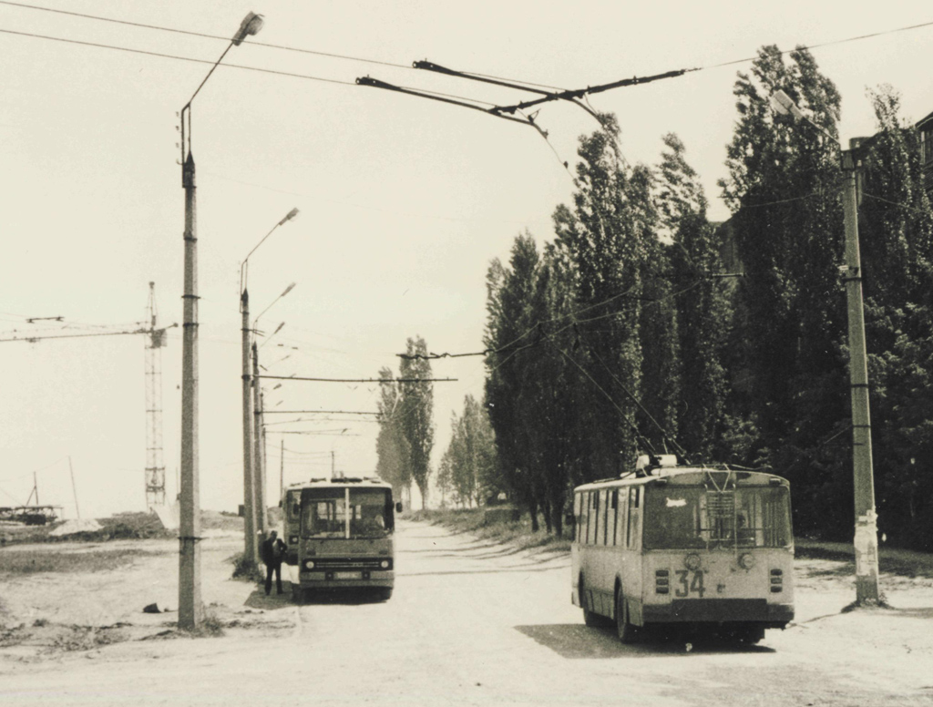 Стаханов, ЗиУ-682В № 34; Стаханов — Исторические фотографии