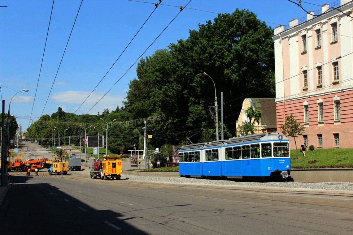 Vinnytsia, SWS/SIG/BBC Be 4/6 "Mirage" № 321; Vinnytsia — Reconstruction of the tram line on Gagarin square