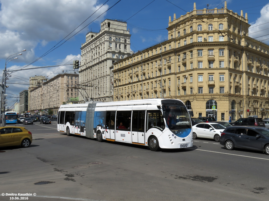 Москва, БКМ 43303А № 8600