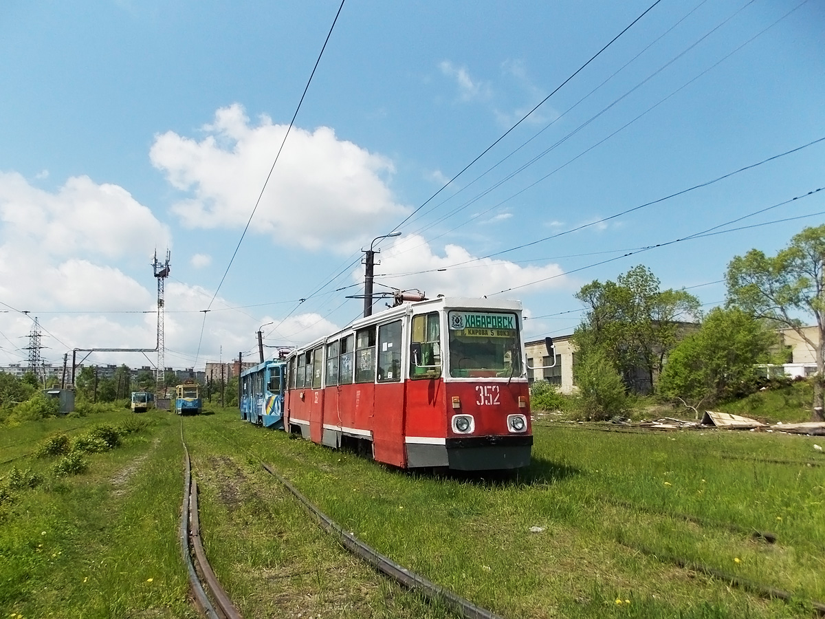 Khabarovsk, 71-605 (KTM-5M3) # 352