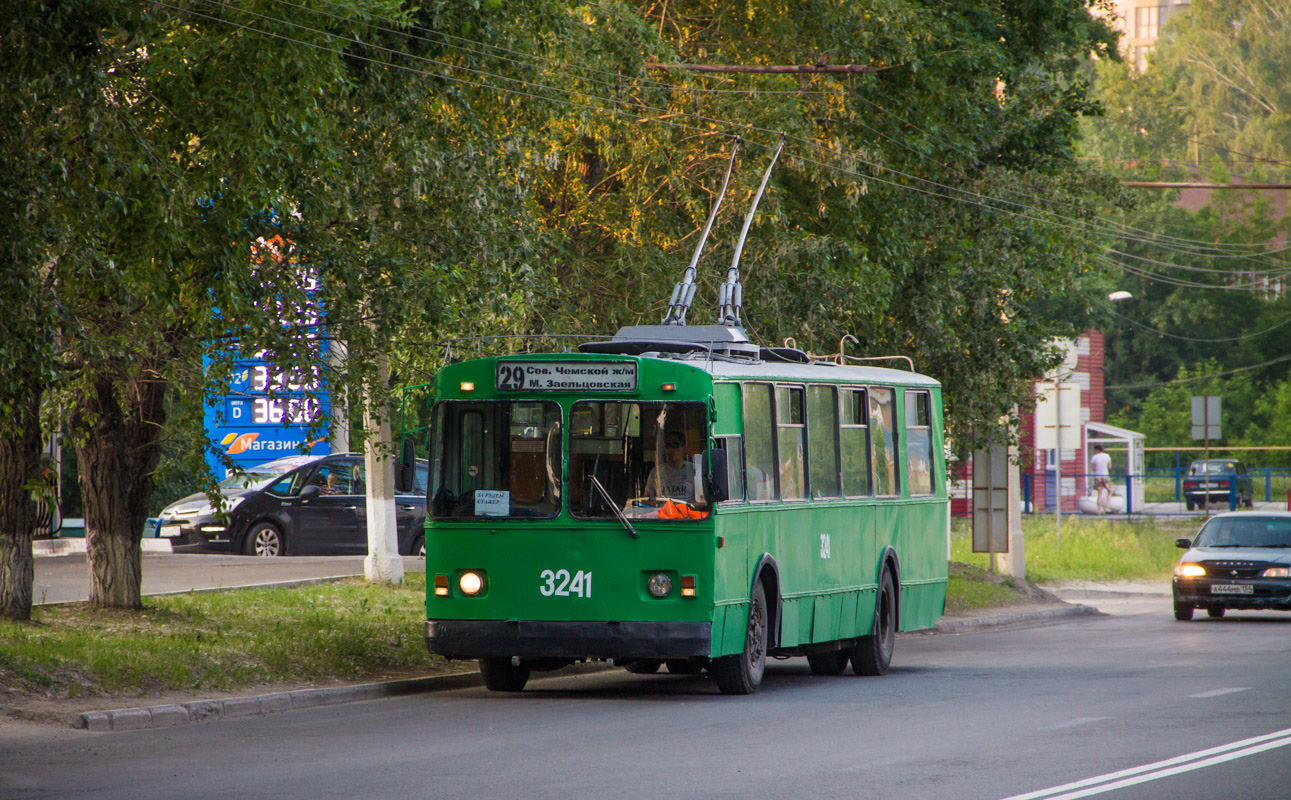 Novosibirsk, ZiU-682V-012 [V0A] č. 3241