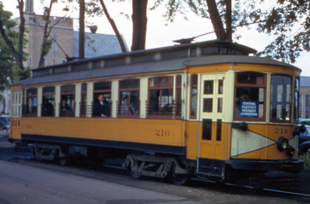 South Bend, St. Louis 4-axle motor car # 216