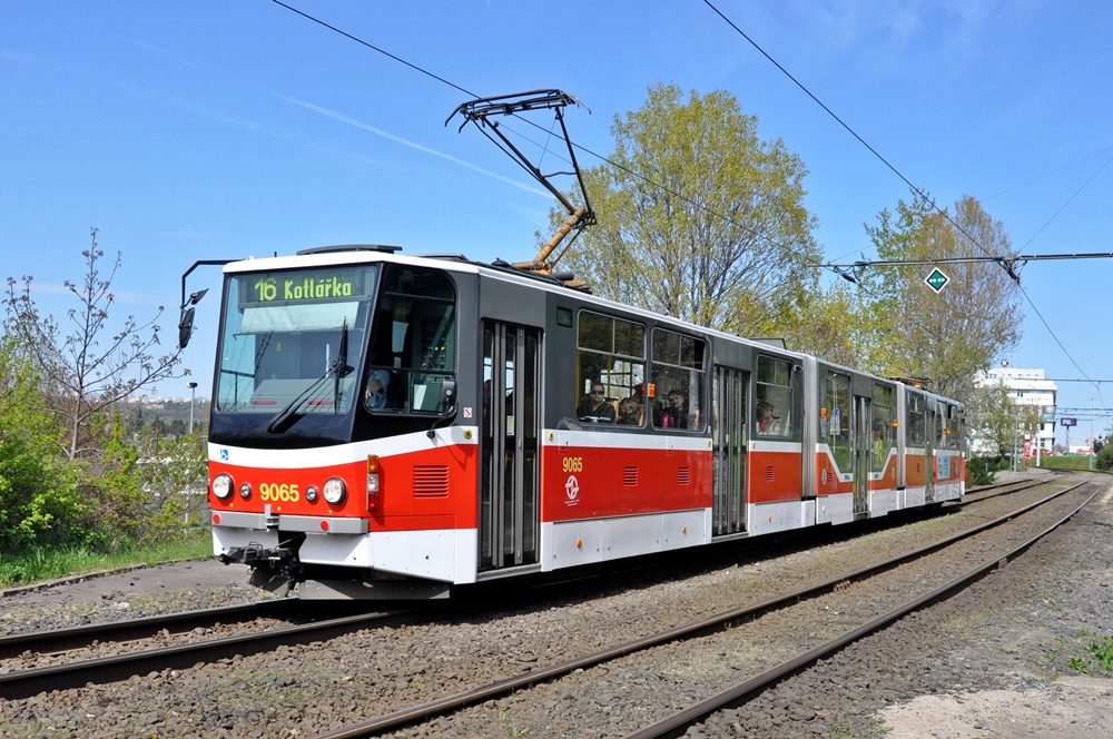 Прага, Tatra KT8D5R.N2P № 9065