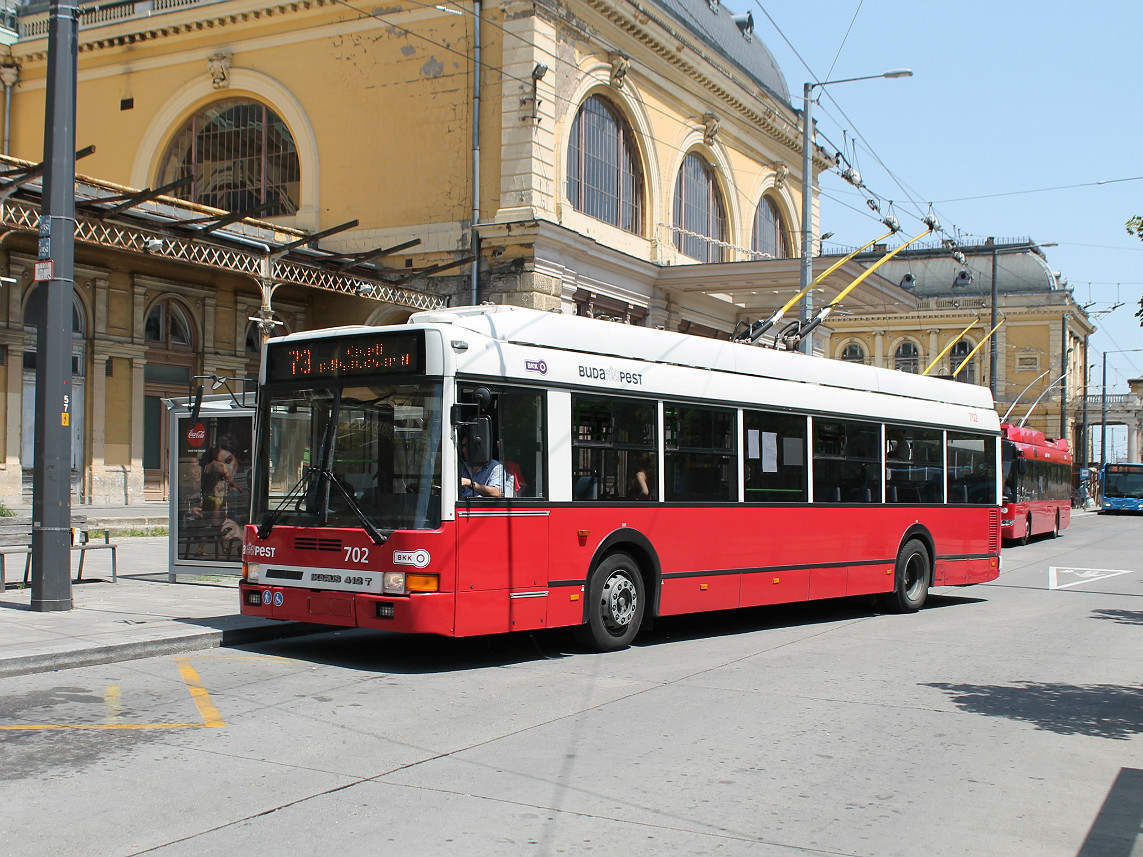 Будапешт, Ikarus 412.81 № 702