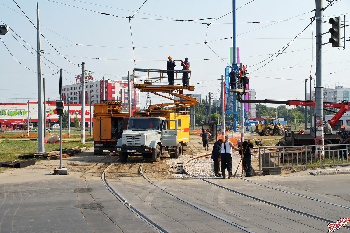 Nijni Novgorod — Transportation of tramway circle to Comsomolsky Square