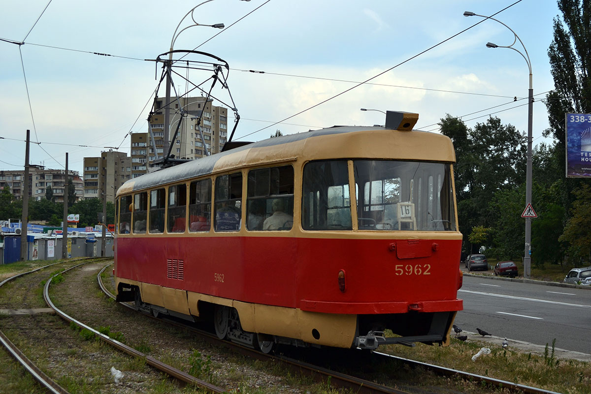 Kiev, Tatra T3SU N°. 5962