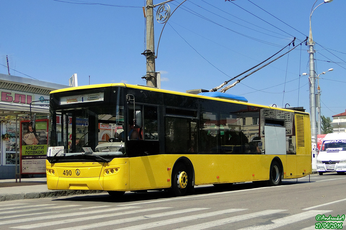 Kherson, LAZ E183D1 č. 490