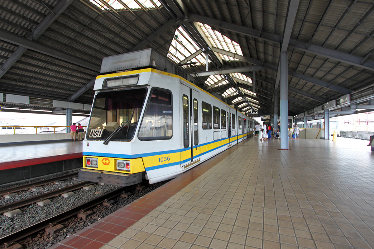 Manila, BN LRV Manila № 1036; Manila — LRT-1 || Yellow Line
