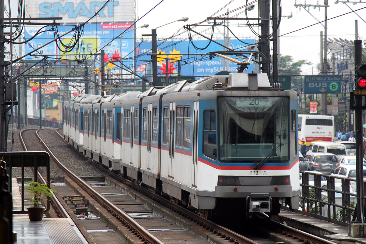 Манила, Tatra RT8D5M № 019; Манила — MRT-3 || Metrostar