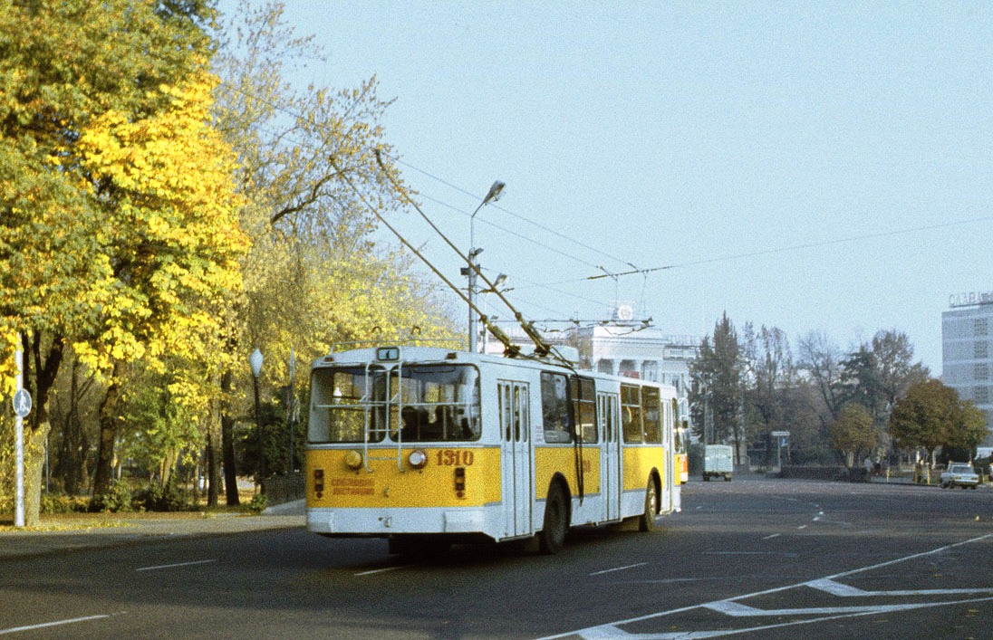 Tashkent, ZiU-682V [V00] № 1310