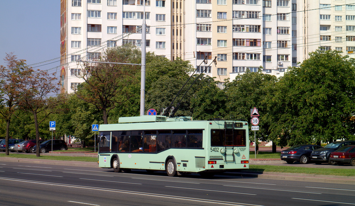 Minsk, BKM 221 č. 5402