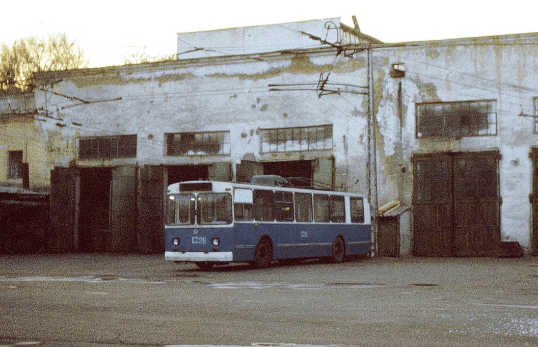 Biškeka, ZiU-682V № 1328