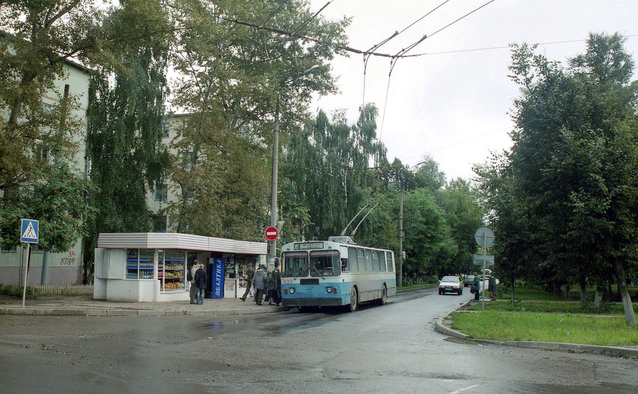 Oryol, ZiU-682G [G00] nr. 1120; Oryol — Historical photos [1992-2005]; Oryol — Terminus starions