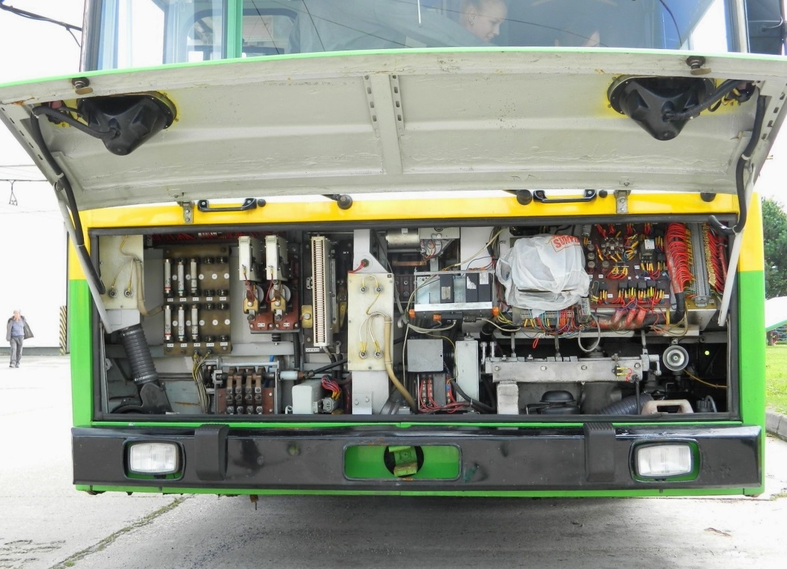 Жилина, Škoda 14Tr14/7 № 221; Жилина — День открытых дверей в депо (21.09.2013); Троллейбусы — Škoda 14Tr и 15Tr