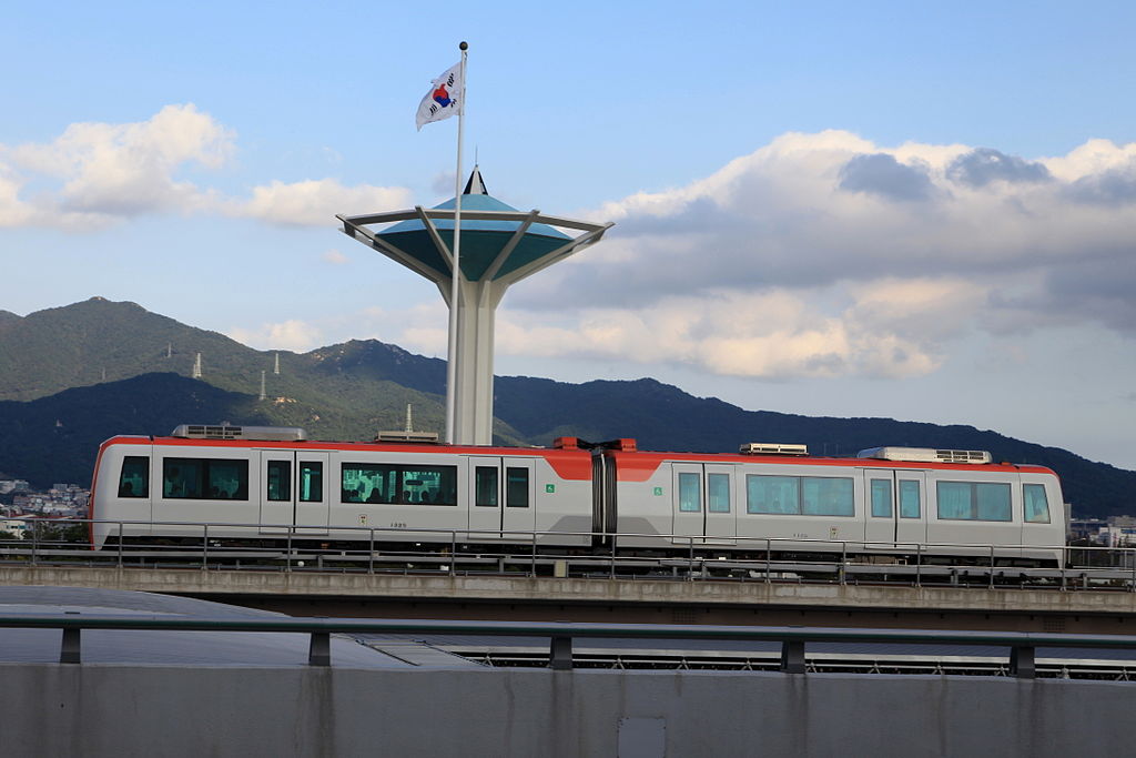 Busan, Hyundai Rotem č. 125; Busan — Metropolitain — Busan-Gimhae Light Rail Transit (BGL)