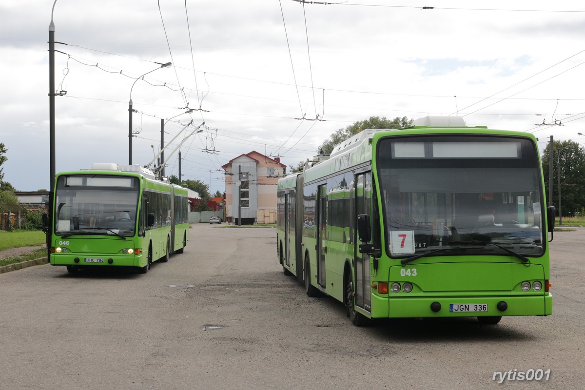 Каунас, Berkhof Premier AT18 № 046; Каунас, Berkhof Premier AT18 № 043