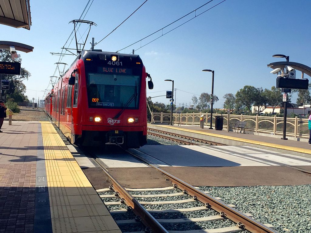 San Diego, Siemens S70 LRV — 4061