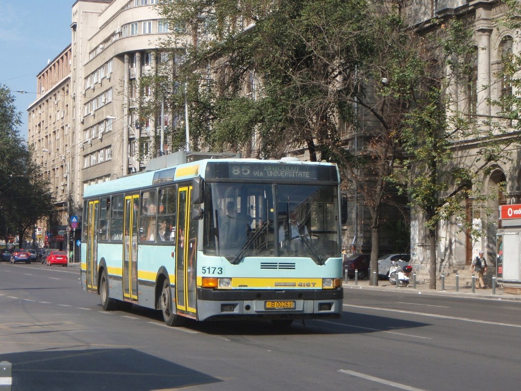 Bucharest, Ikarus 415.80 # 5173