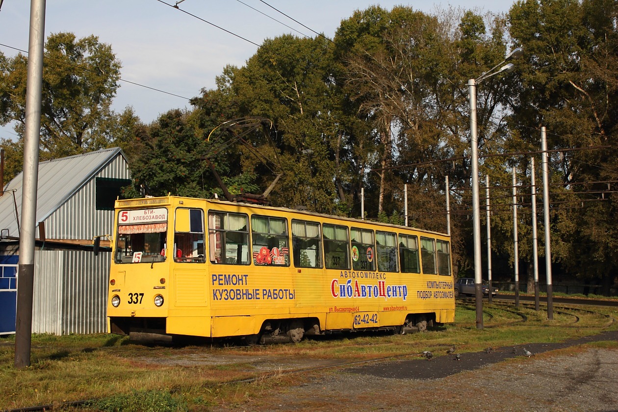 Prokopyevsk, 71-605 (KTM-5M3) Nr 337; Prokopyevsk — Closed line at the Bakery