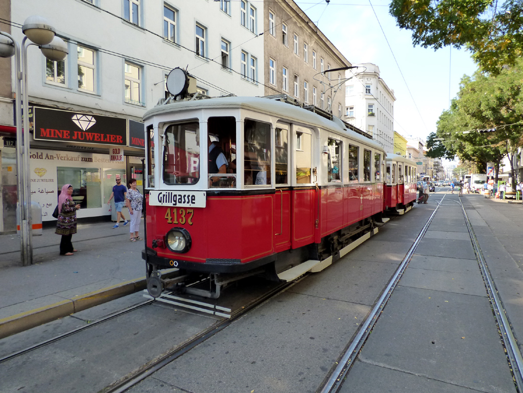 Viena, HW Type M(aw) nr. 4137; Viena — Tramwaytag 2016