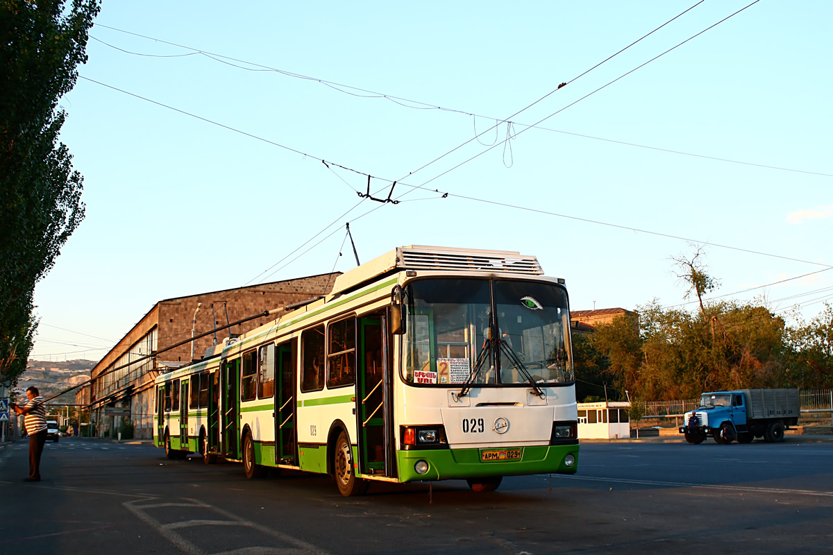 Yerevan, LiAZ-5280 (VZTM) № 029