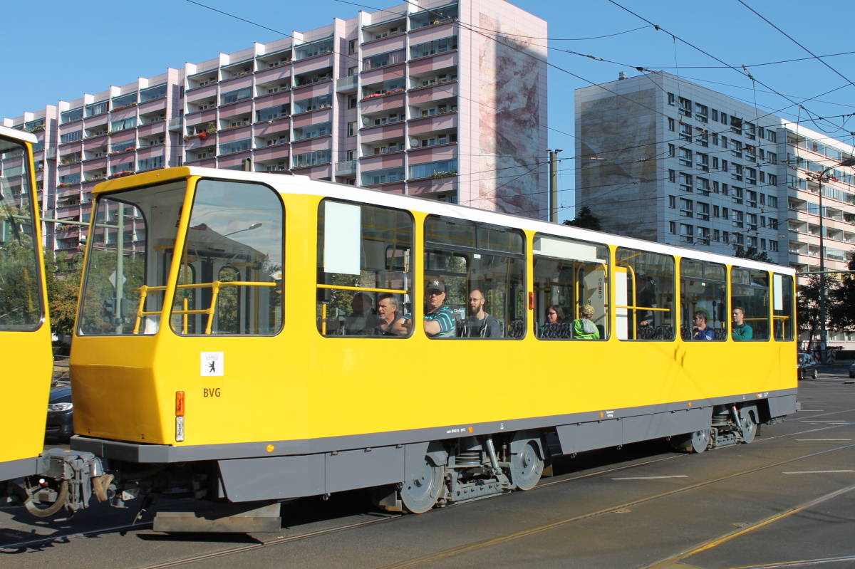 Berlīne, Tatra B6A2M № 5563