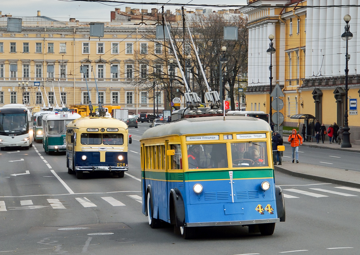 Pietari, YaTB-1 # 44; Pietari — Exhibition dedicated to the 80th anniversary of the opening of trolleybus traffic in St. Petersburg — 23.10.2016