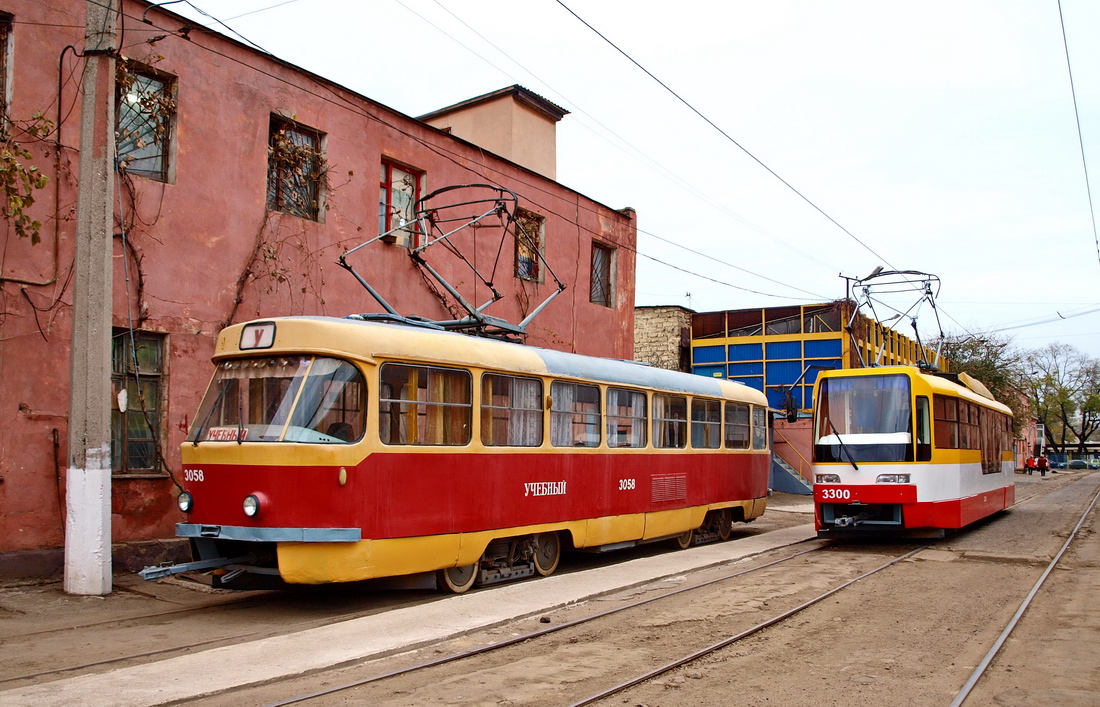 Odesa, Tatra T3SU (2-door) Nr. 3058; Odesa, T3 KVP Od Nr. 3300
